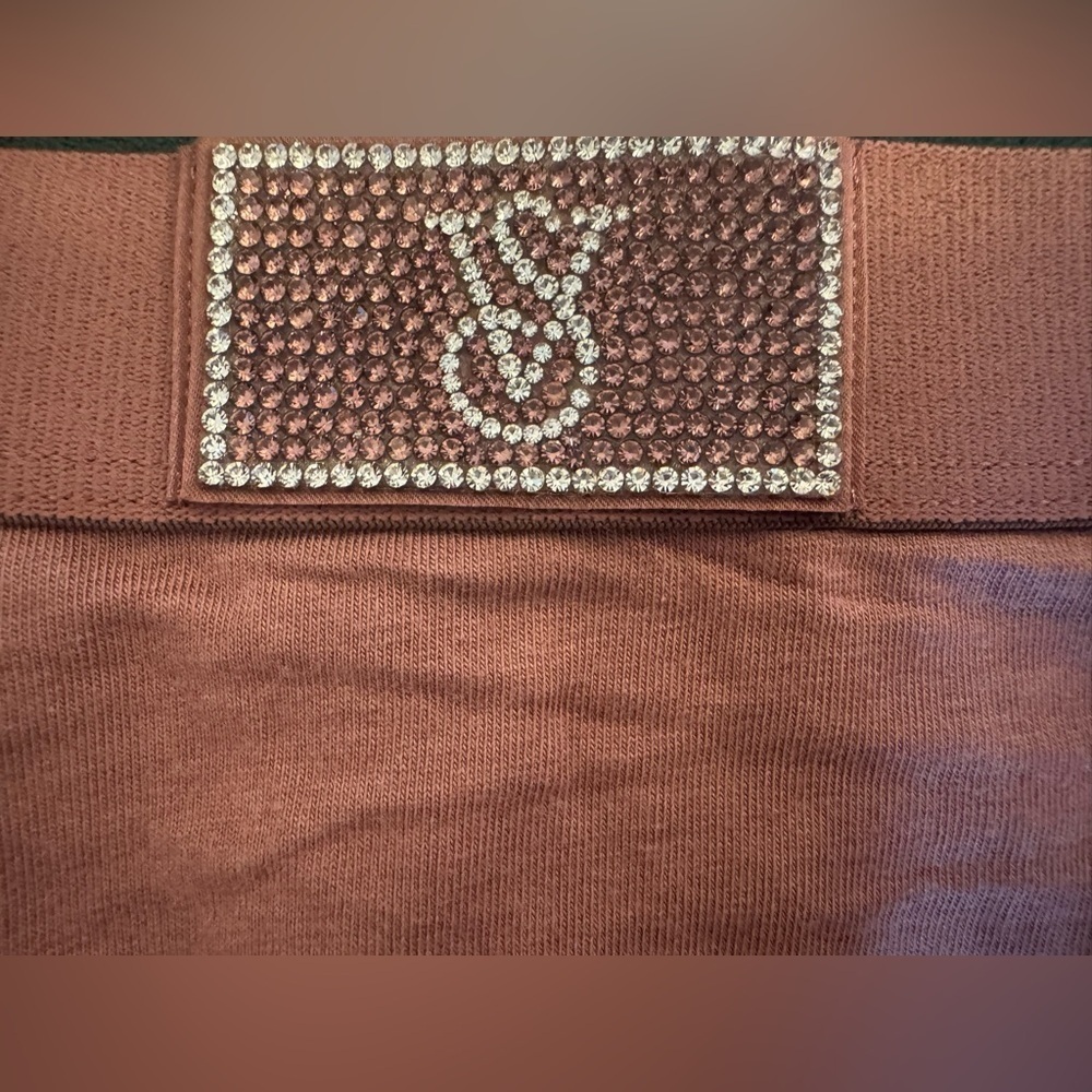 Victoria’s Secret Brown Logo Embellished Thong Women’s Size Small NWT - Picture 3 of 9